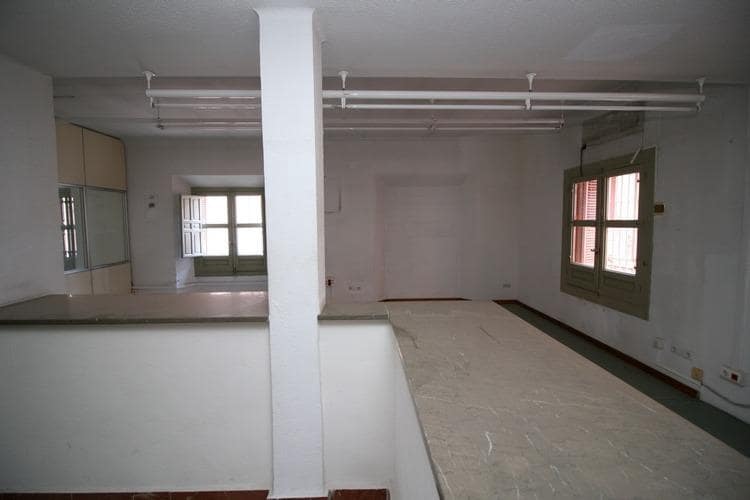 Office for rent in Granada city - € 2,000 (Ref: 9411202)