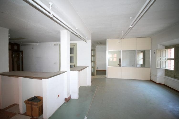 Office for rent in Granada city - € 2,000 (Ref: 9411202)