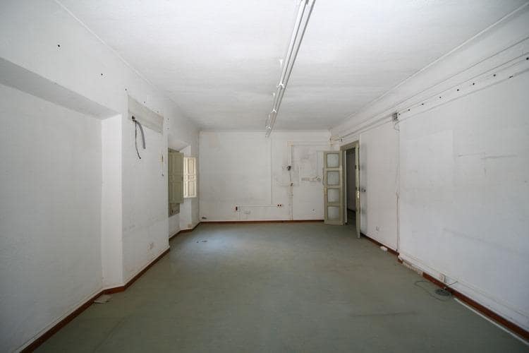 Office for rent in Granada city - € 2,000 (Ref: 9411202)