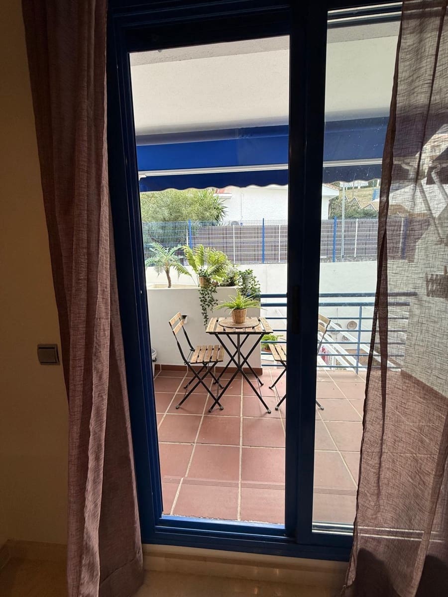 1 soveværelse Lejlighed til salg i Torrequebrada med swimmingpool garage - € 199.000 (Ref: 9414293)