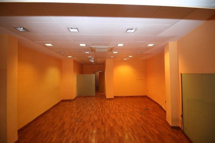 2 camera da letto Commerciale da affittare in Granada citta - 700 € (Rif: 9416053)