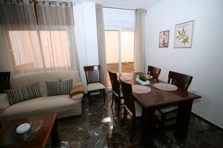 1 sovrum Lägenhet att hyra i Granada stad - 800 € (Ref: 9420007)