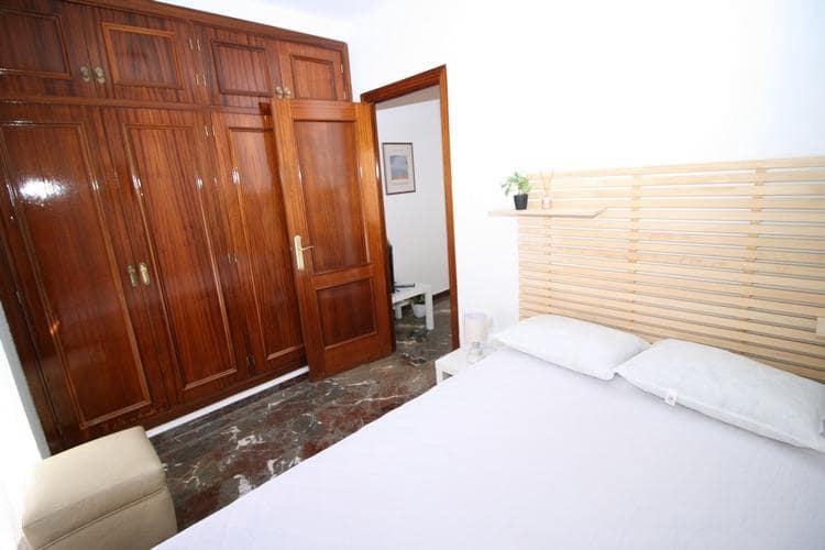 1 sovrum Lägenhet att hyra i Granada stad - 800 € (Ref: 9420007)