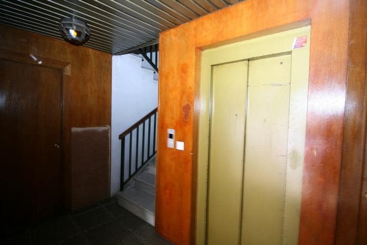 1 sovrum Lägenhet att hyra i Granada stad - 800 € (Ref: 9420007)