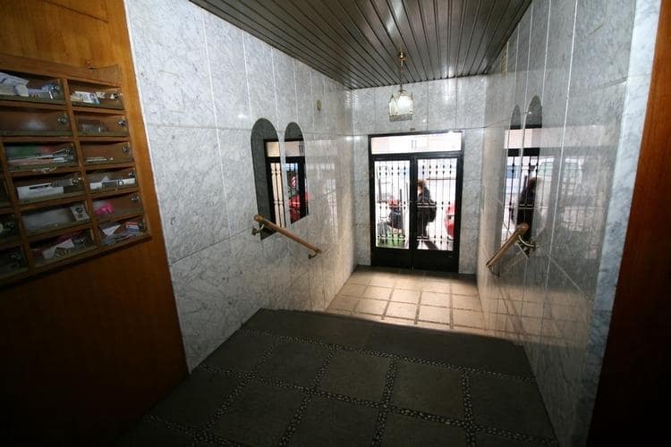 1 sovrum Lägenhet att hyra i Granada stad - 800 € (Ref: 9420007)
