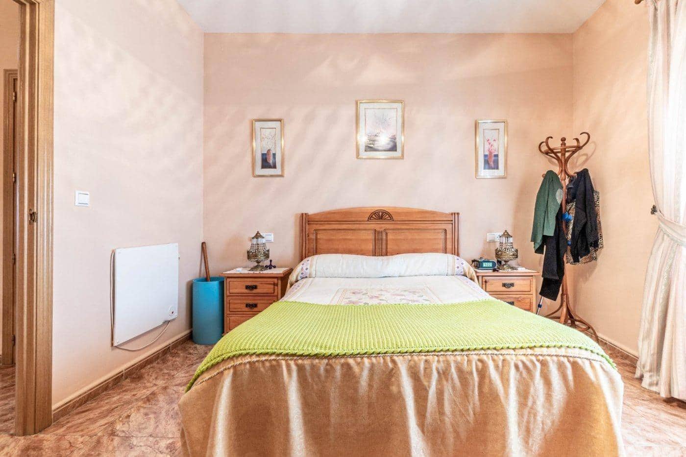 4 makuuhuone Rivitalo myytävänä paikassa Cadiar - 88 000 € (Ref: 9420008)