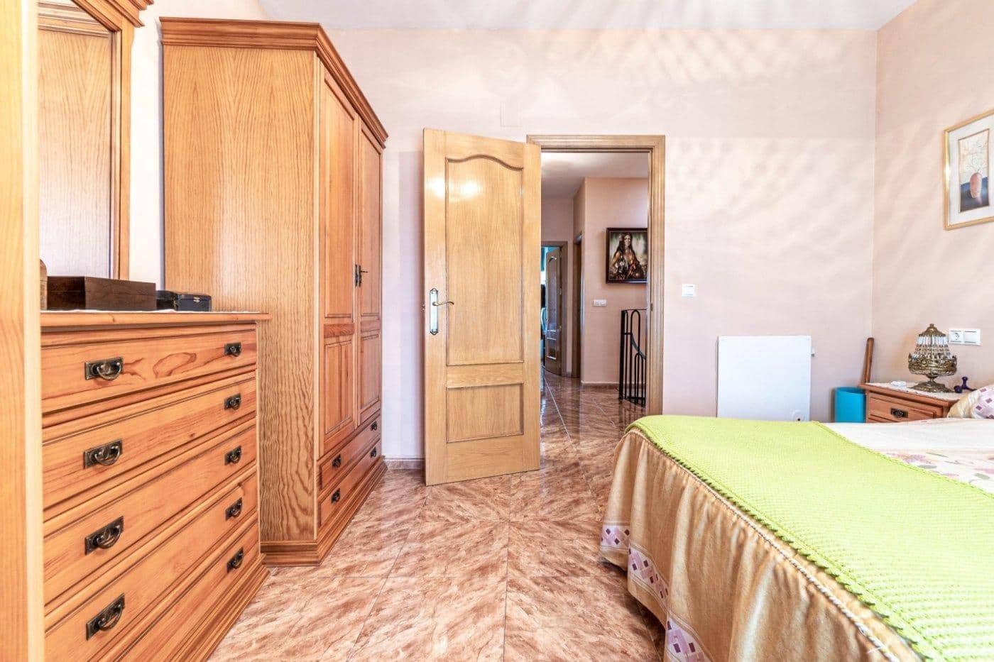 4 makuuhuone Rivitalo myytävänä paikassa Cadiar - 88 000 € (Ref: 9420008)