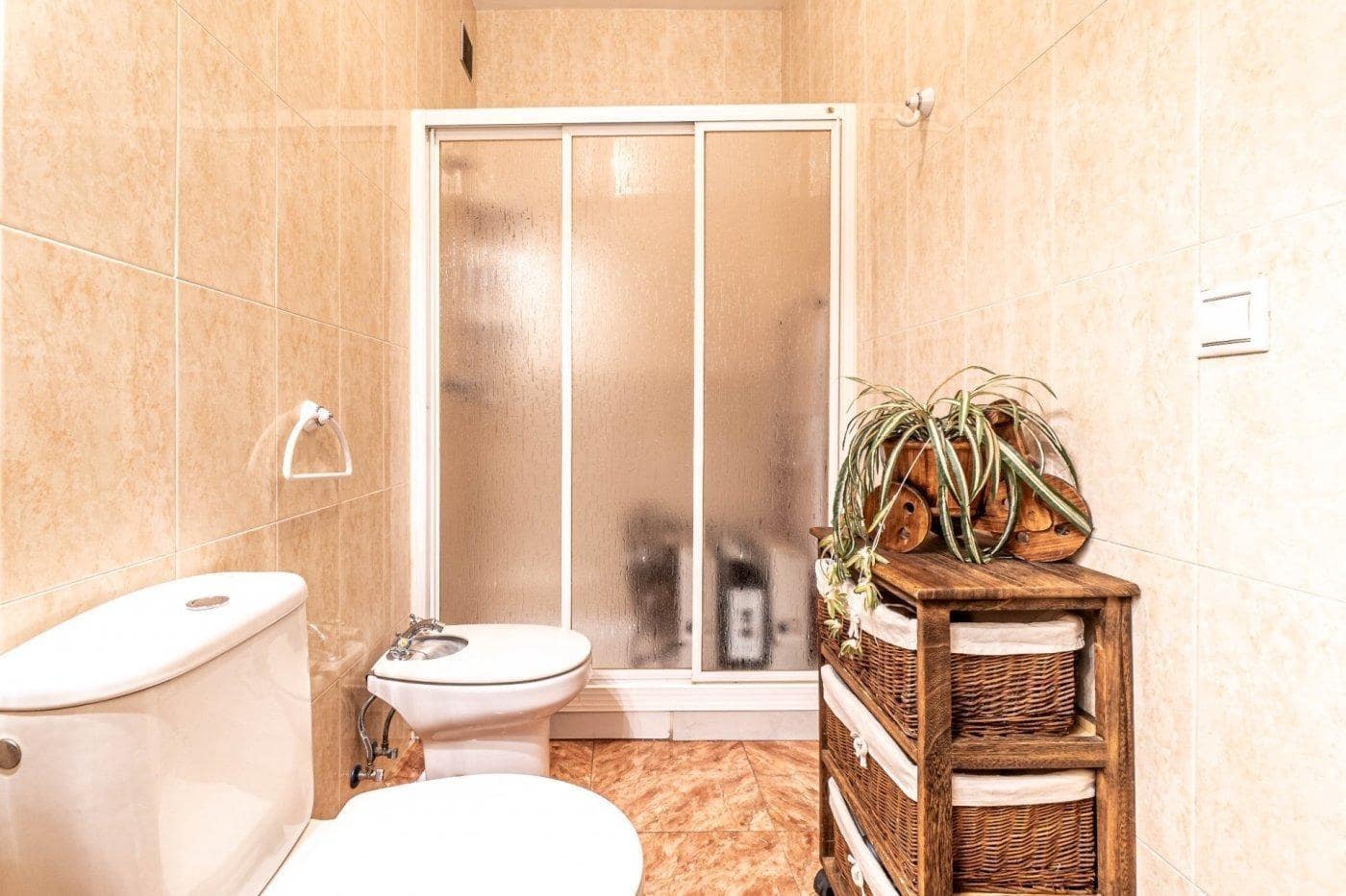 4 makuuhuone Rivitalo myytävänä paikassa Cadiar - 88 000 € (Ref: 9420008)