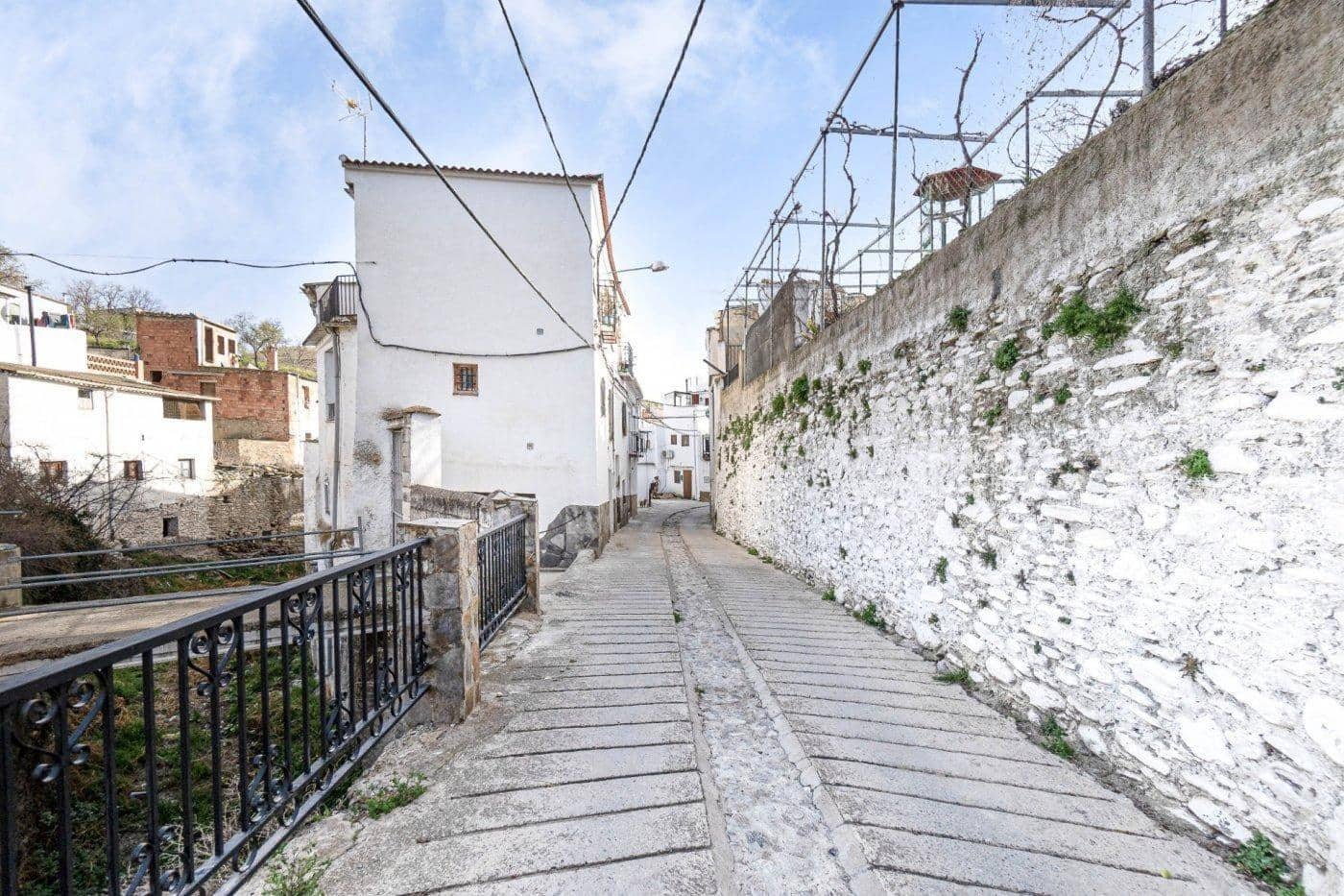 4 makuuhuone Rivitalo myytävänä paikassa Cadiar - 88 000 € (Ref: 9420008)