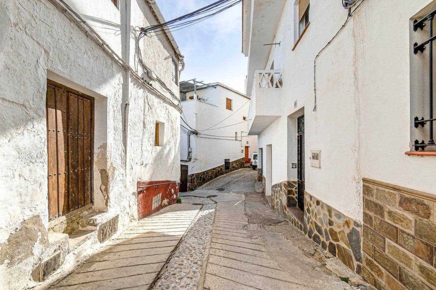 4 makuuhuone Rivitalo myytävänä paikassa Cadiar - 88 000 € (Ref: 9420008)