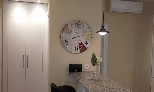 2 slaapkamer Flat te huur in Camino de Ronda - Rosaleda, Granada stad - € 950 (Ref: 9436089)