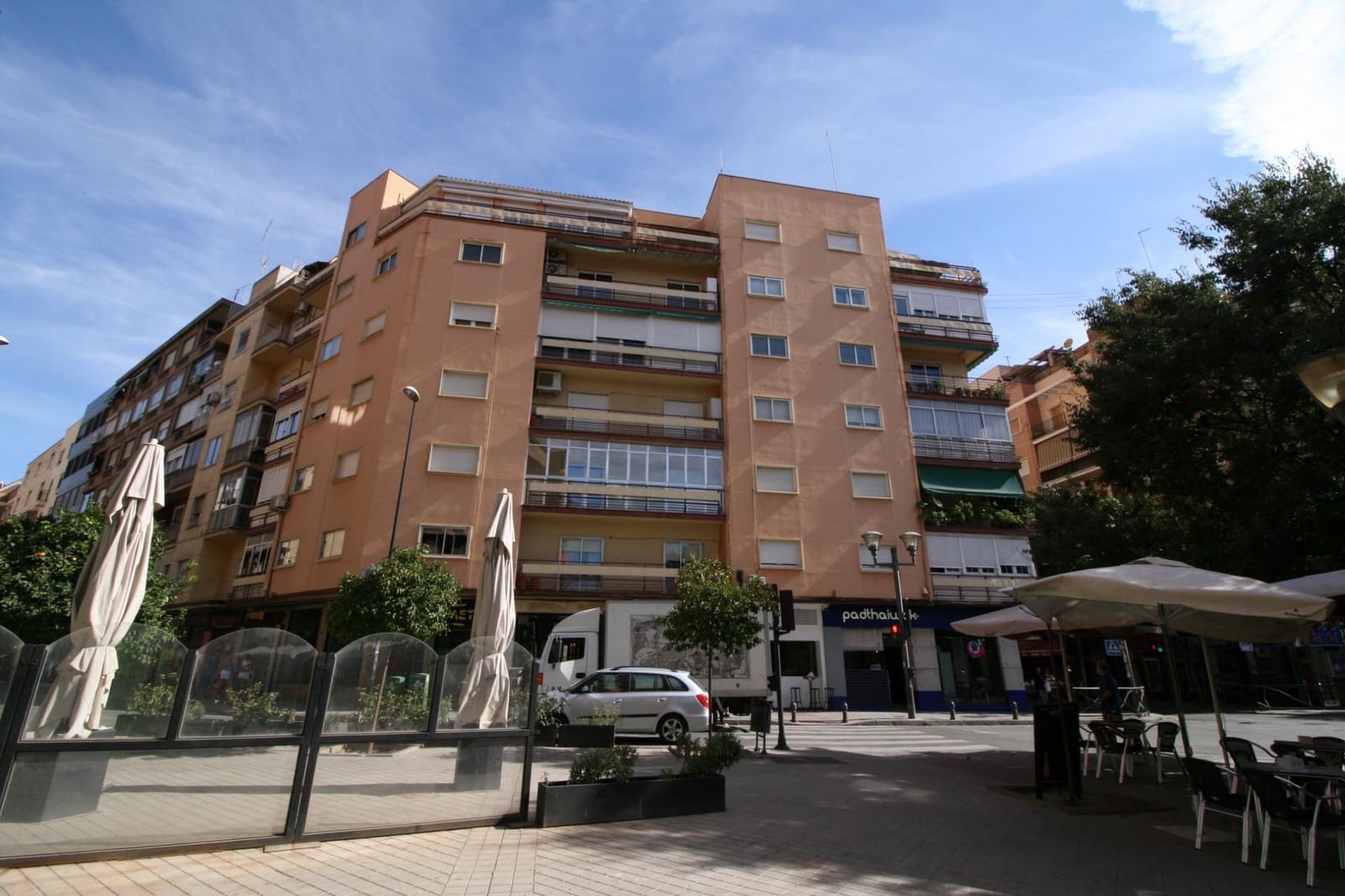 2 slaapkamer Flat te huur in Granada stad - € 950 (Ref: 9436089)