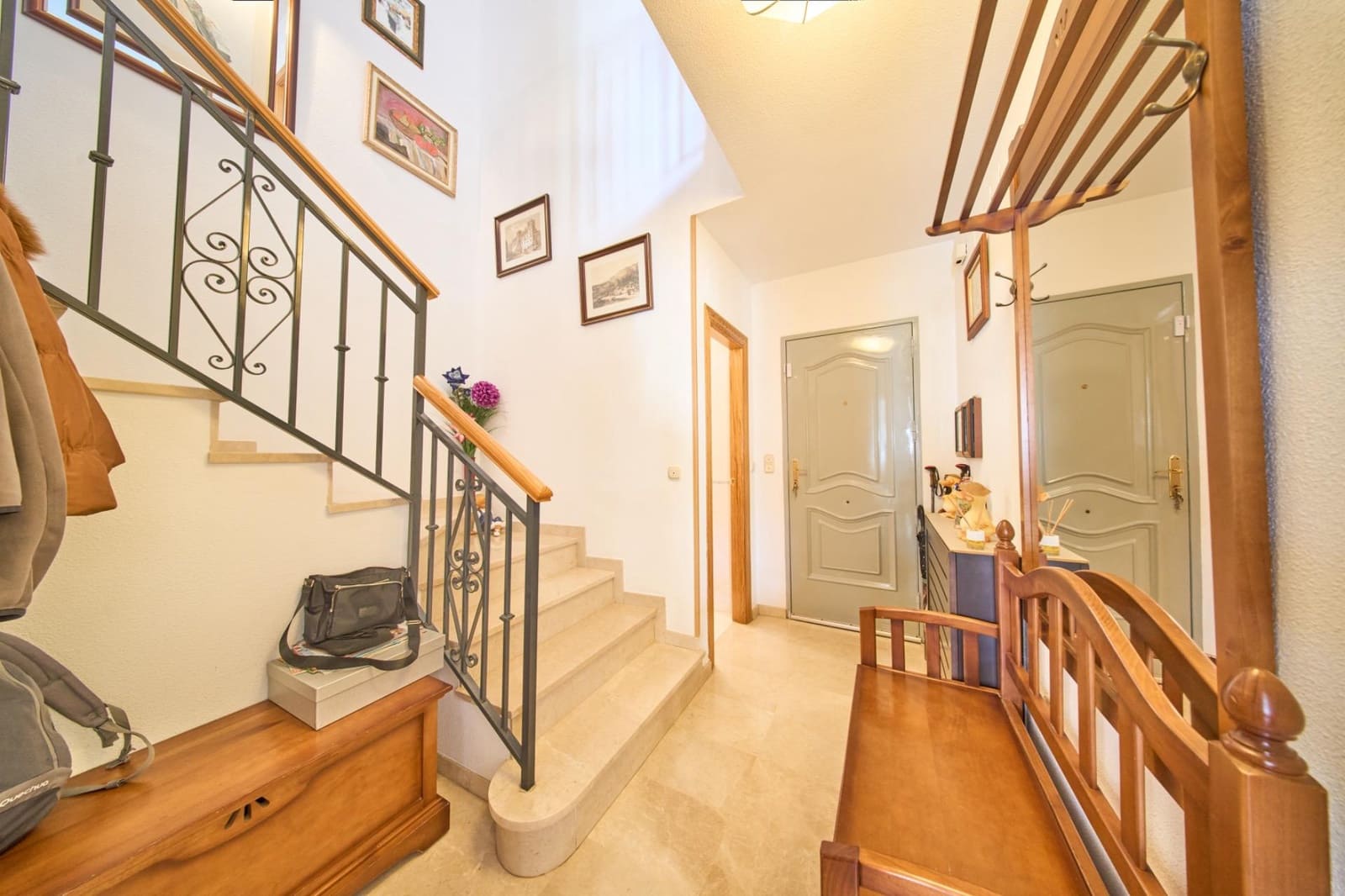 3 slaapkamer Rijtjeshuis te koop in Alfacar met garage - € 209.900 (Ref: 9437619)