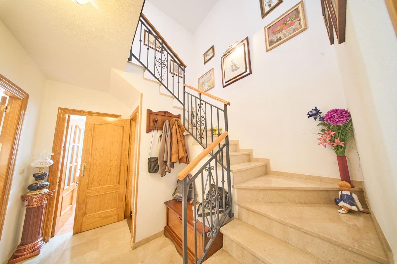 3 slaapkamer Rijtjeshuis te koop in Alfacar met garage - € 209.900 (Ref: 9437619)