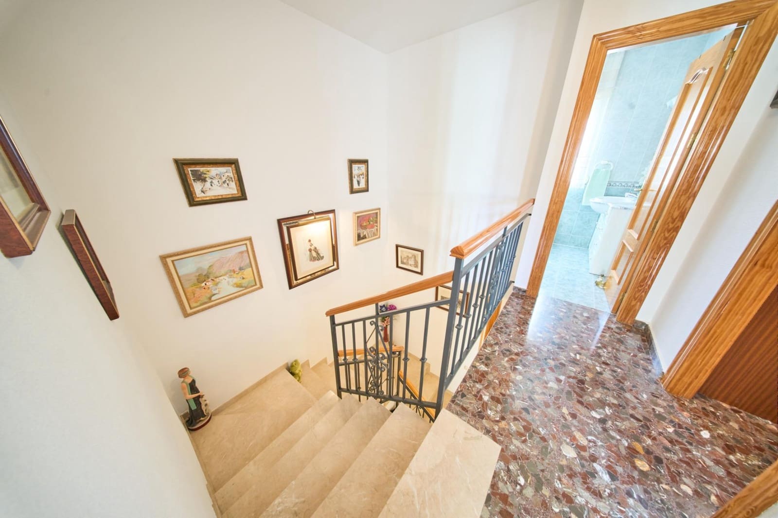 3 slaapkamer Rijtjeshuis te koop in Alfacar met garage - € 209.900 (Ref: 9437619)