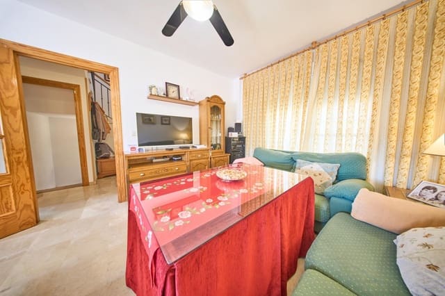 3 slaapkamer Rijtjeshuis te koop in Alfacar met garage - € 209.900 (Ref: 9437619)