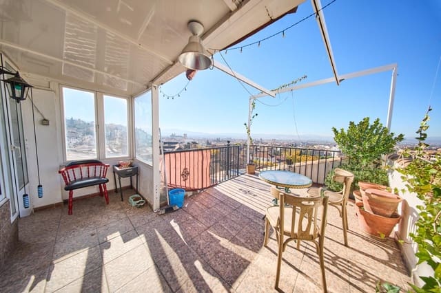 3 soveværelse Byhus til salg i Granada by - € 299.900 (Ref: 9437622)