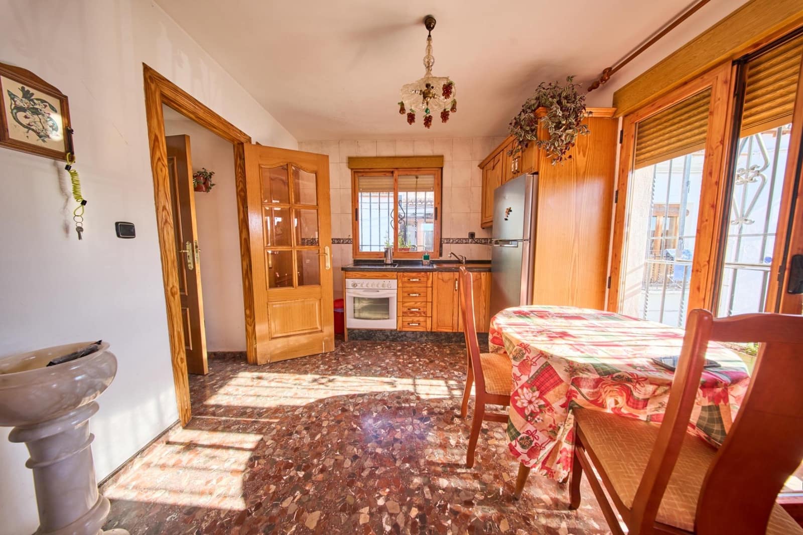 3 soveværelse Byhus til salg i Granada by - € 299.900 (Ref: 9437622)