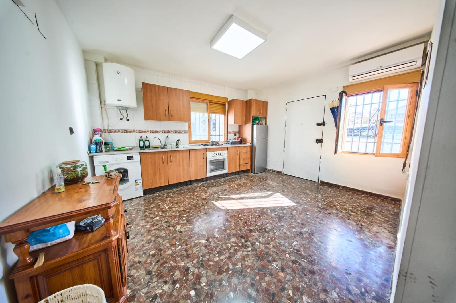 3 soveværelse Byhus til salg i Granada by - € 299.900 (Ref: 9437622)