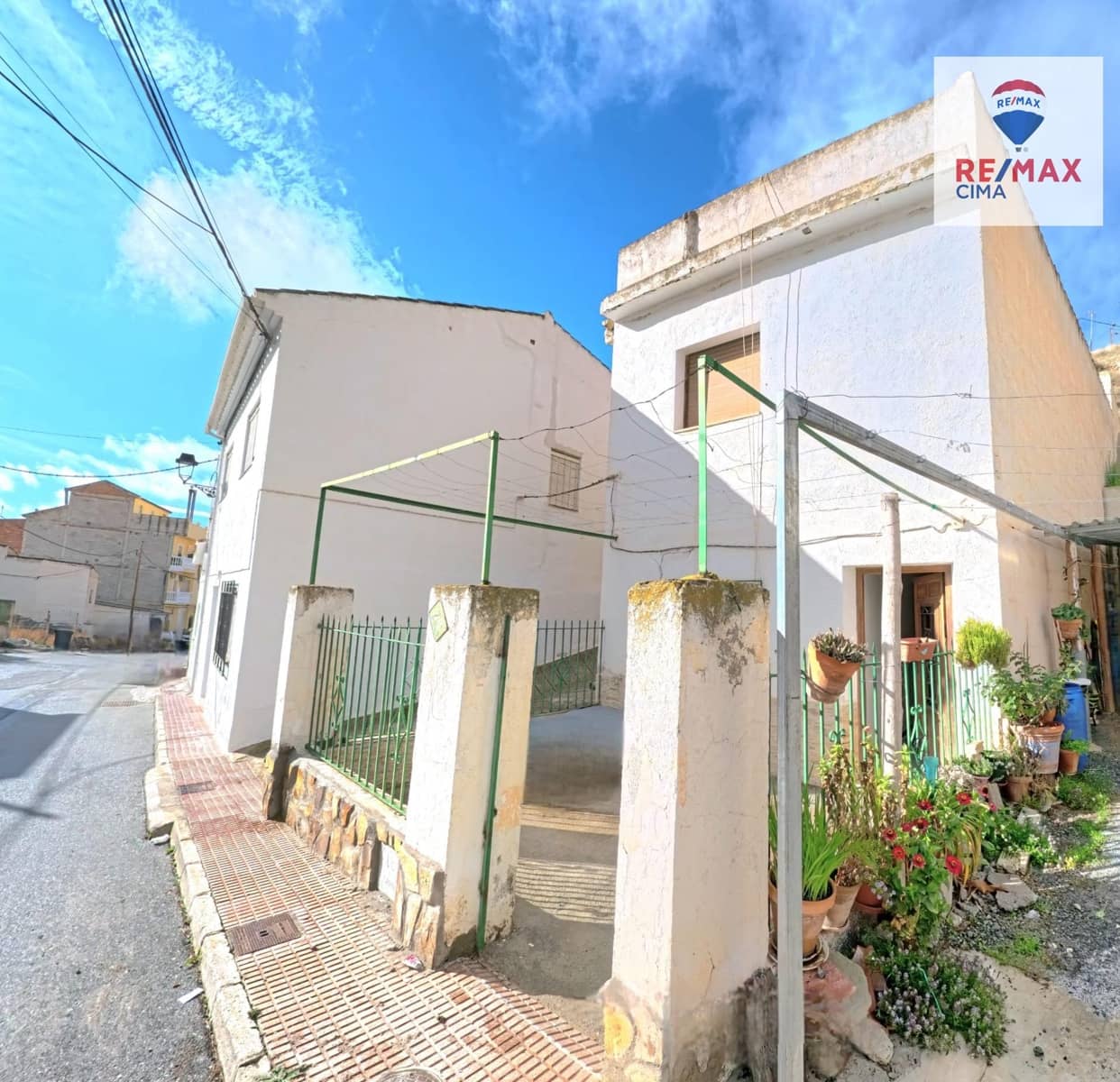 3 soverom Hus til salgs i Cullar - € 45 000 (Ref: 9437623)