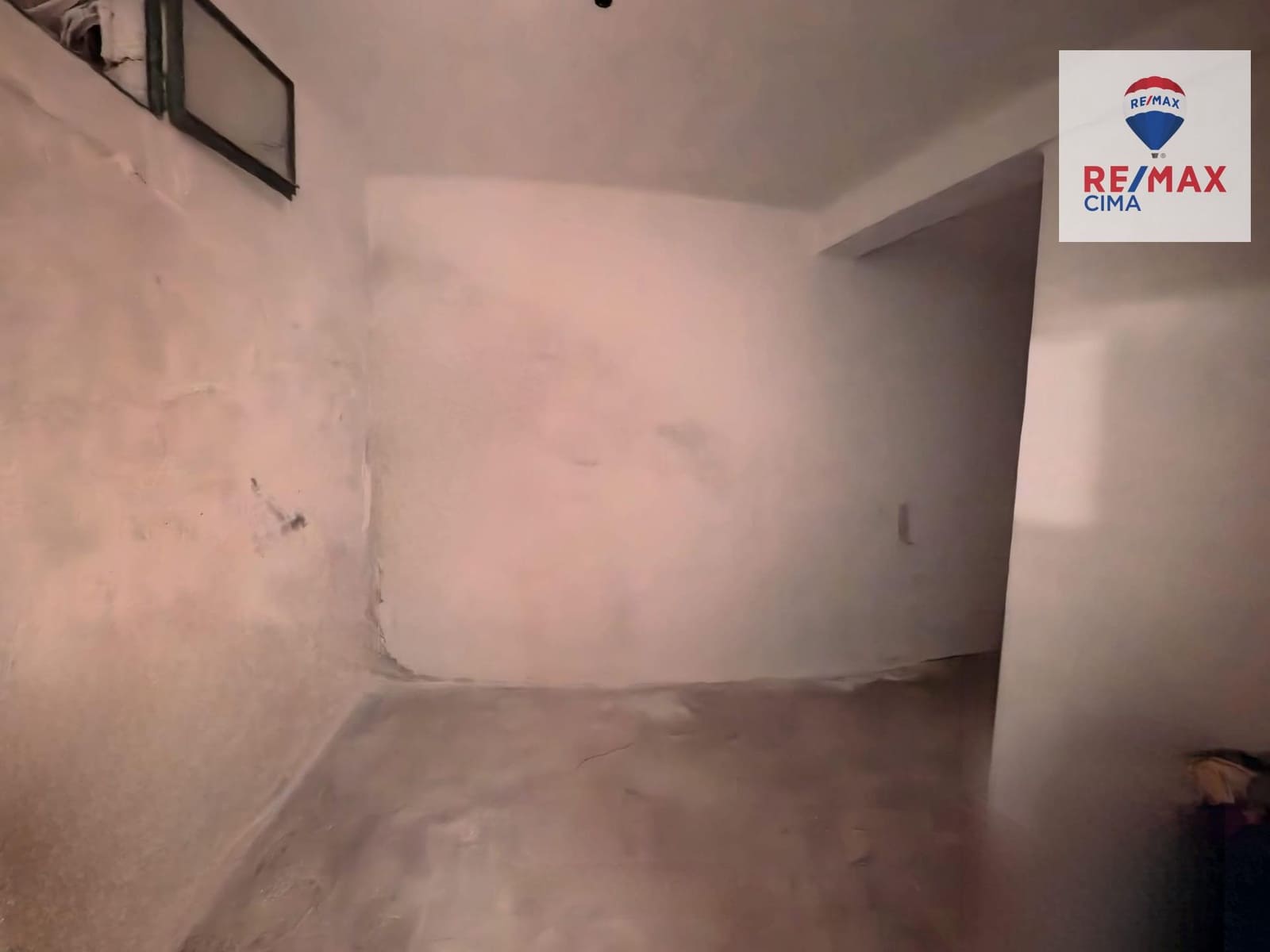 3 soverom Hus til salgs i Cullar - € 45 000 (Ref: 9437623)