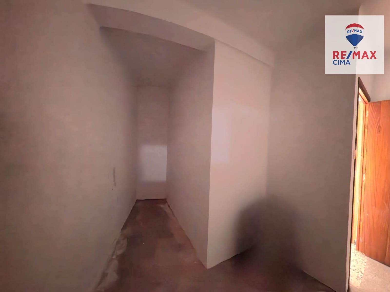 3 soverom Hus til salgs i Cullar - € 45 000 (Ref: 9437623)