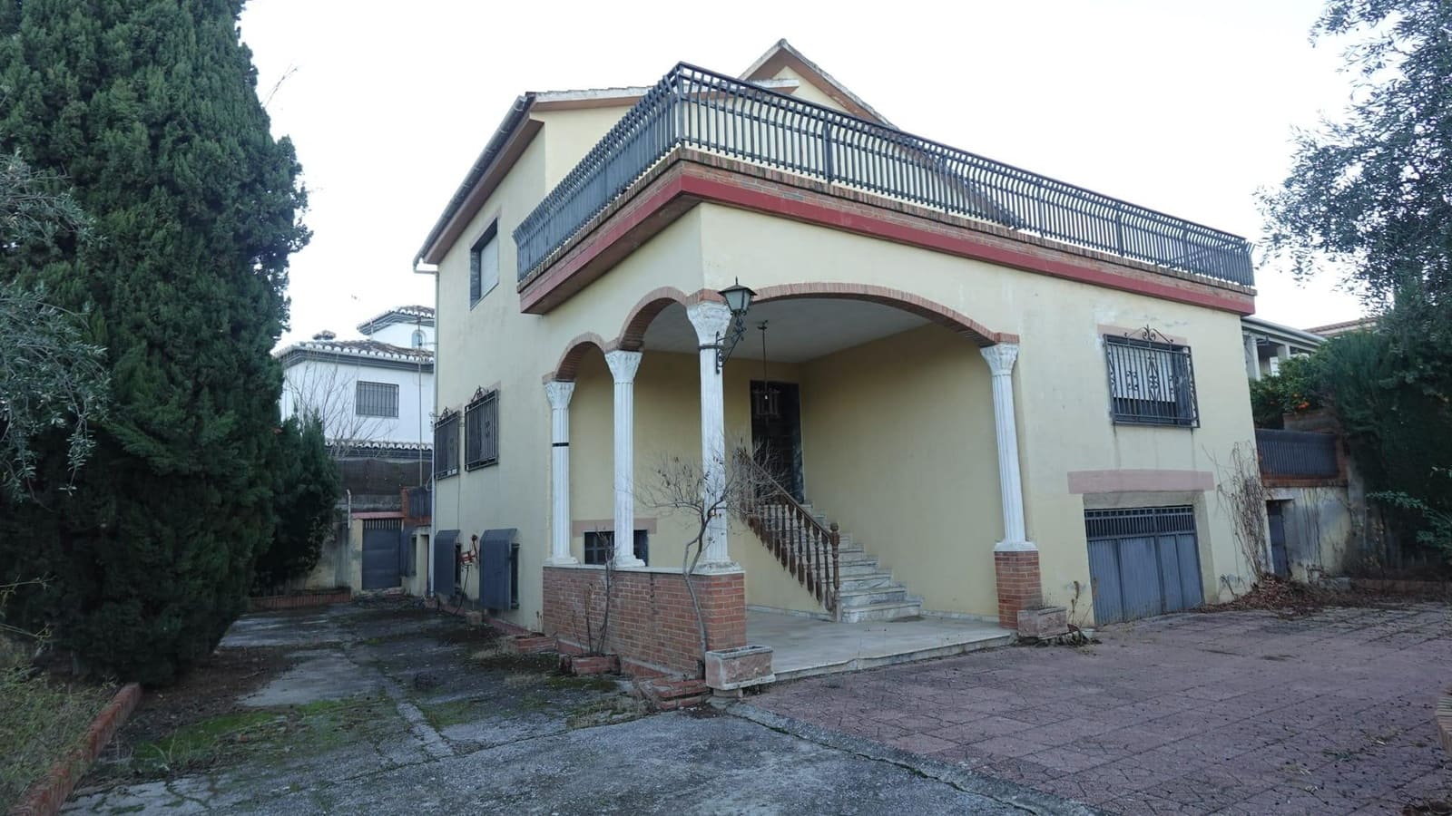 3 soveværelse Villa til salg i Gojar med garage - € 280.000 (Ref: 9440247)