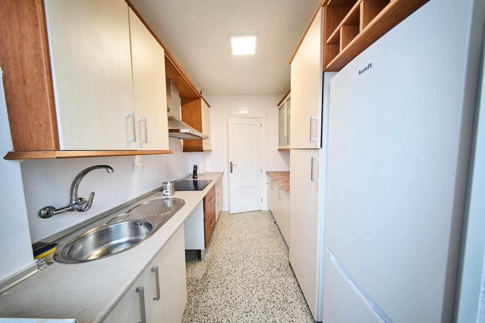 3 sypialnia Mieszkanie do wynajęcia w Miasto Grenada - 750 € (Ref: 9441914)