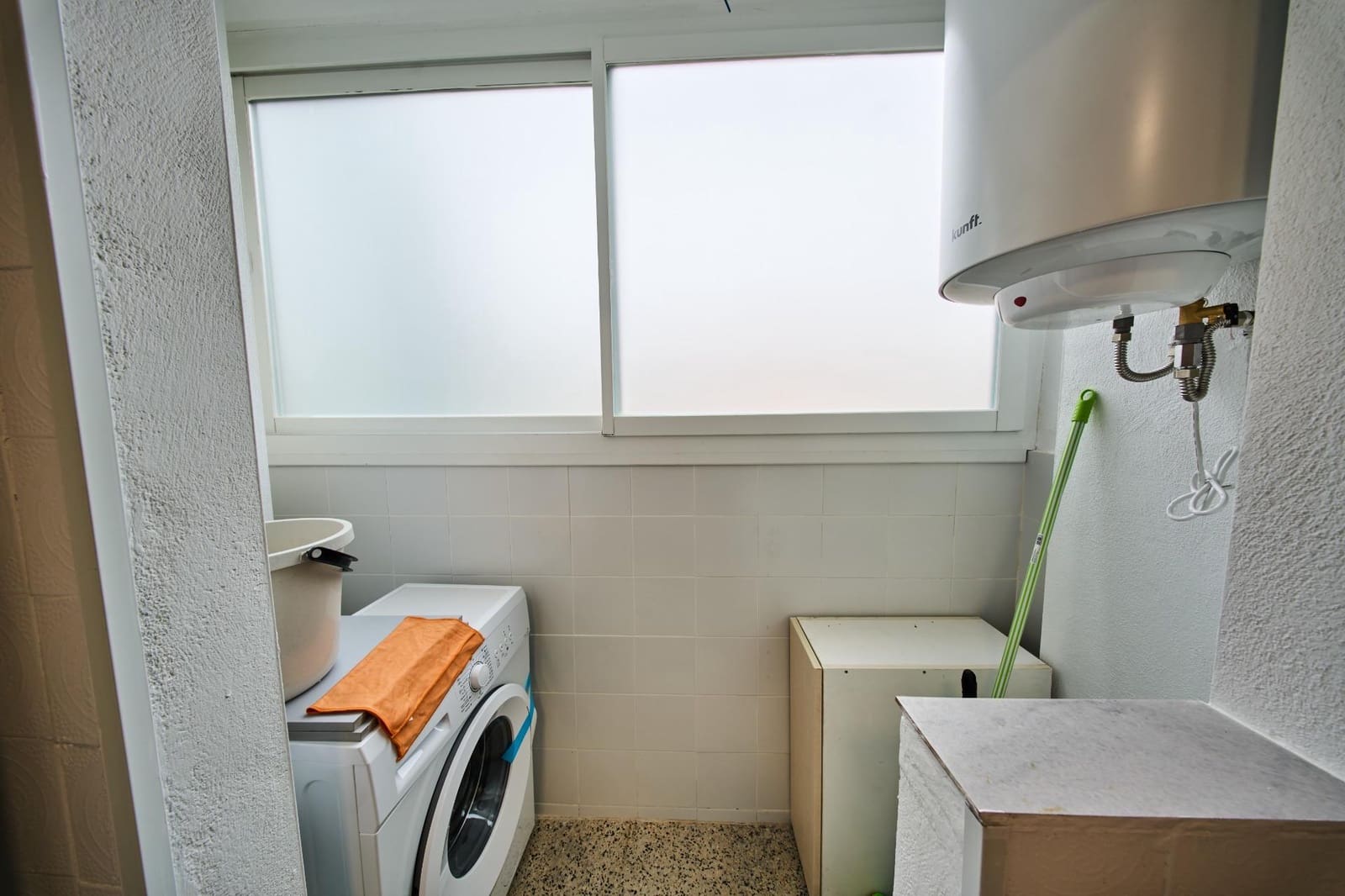 3 sypialnia Mieszkanie do wynajęcia w Miasto Grenada - 750 € (Ref: 9441914)