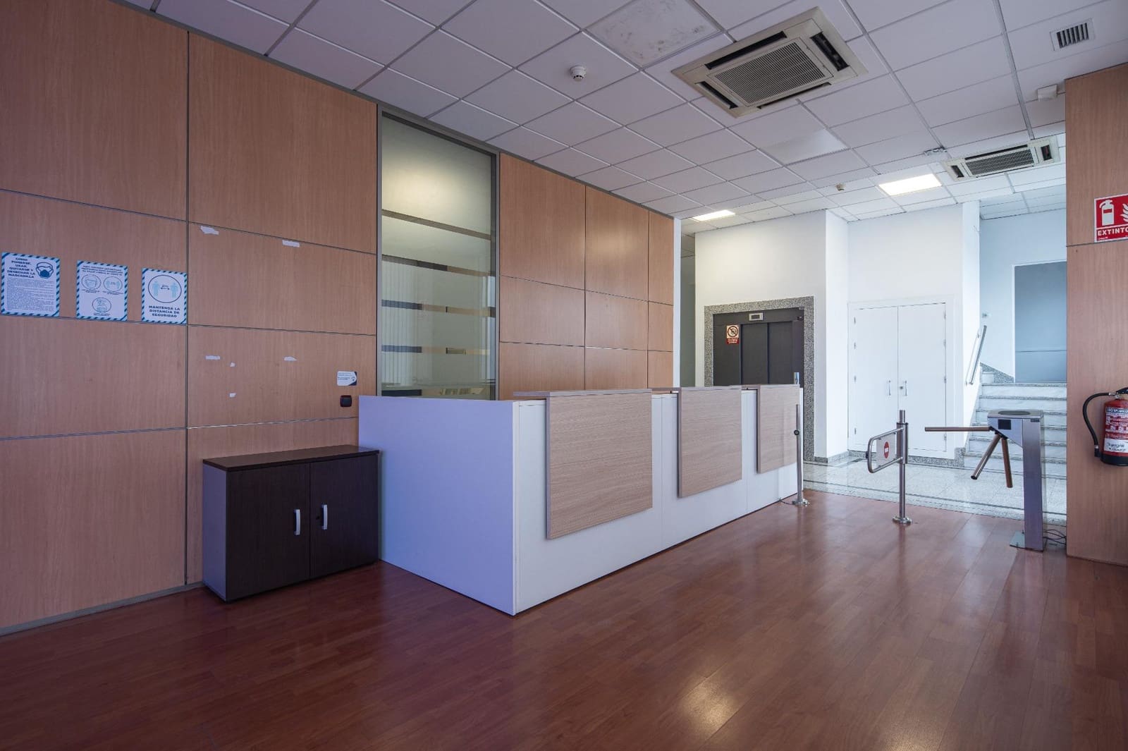 Office for rent in Armilla - € 17,500 (Ref: 9443357)