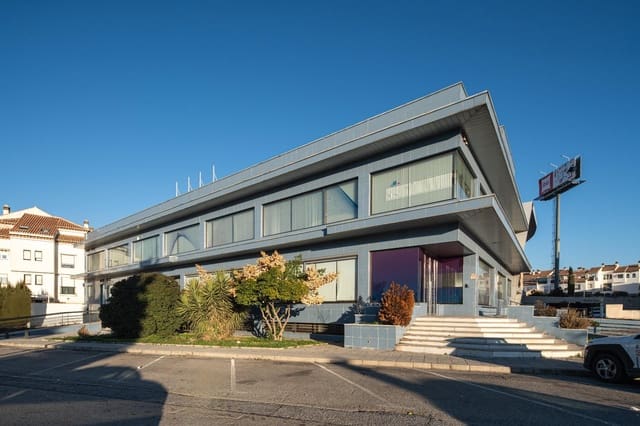 Office for rent in Armilla - € 33,500 (Ref: 9443357)