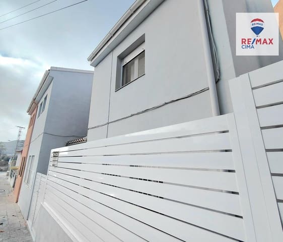 4 soveværelse Rækkehus til salg i Baza - € 125.000 (Ref: 9446620)