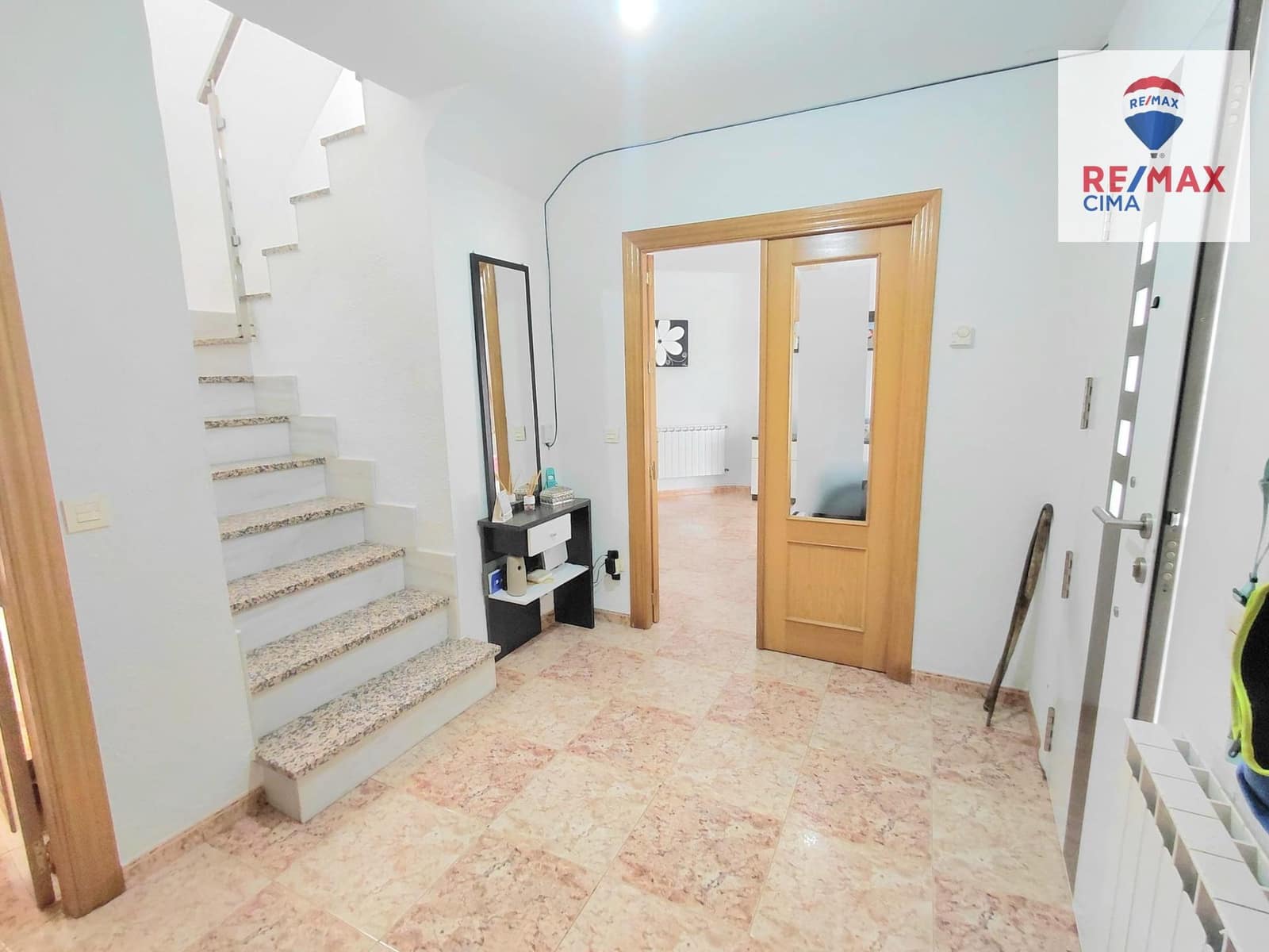 4 Zimmer Reihenhaus zu verkaufen in Baza - 125.000 € (Ref: 9446620)