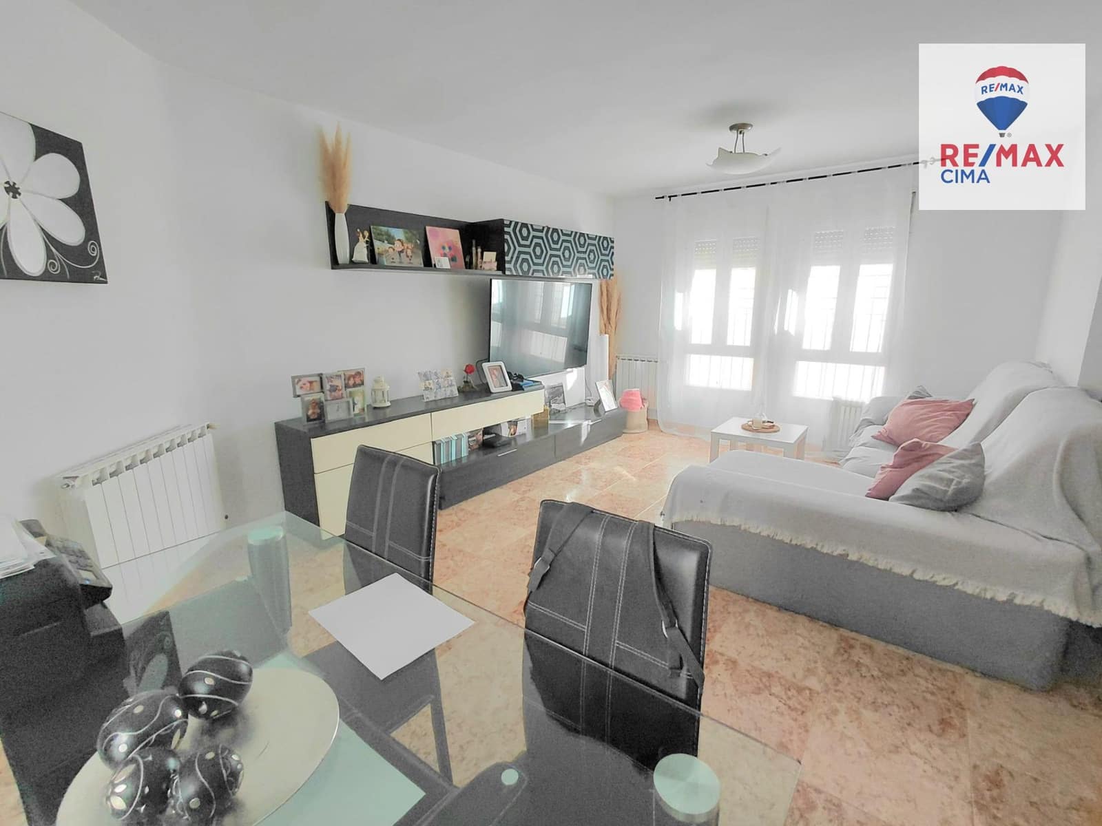 4 Zimmer Reihenhaus zu verkaufen in Baza - 125.000 € (Ref: 9446620)