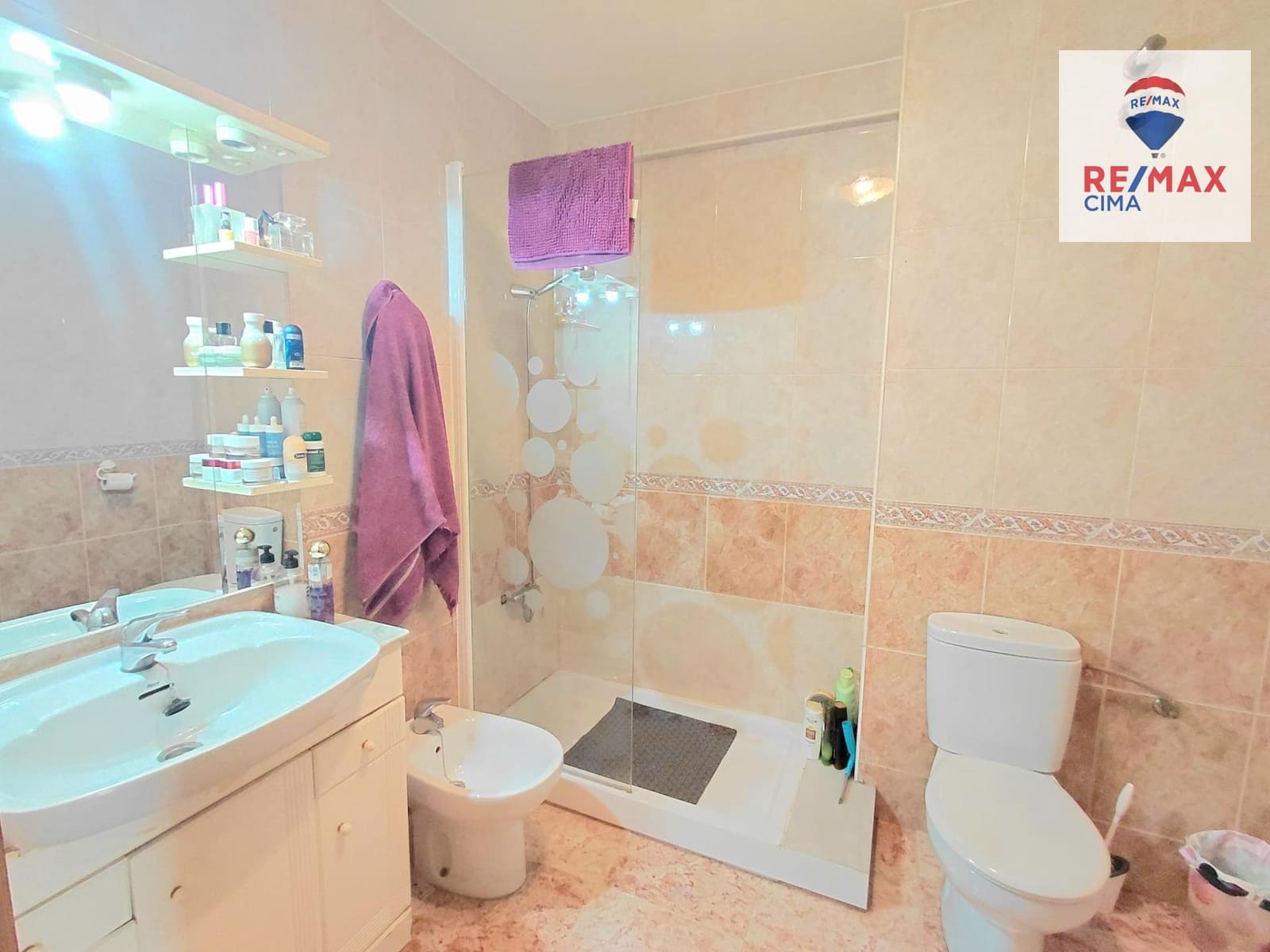 4 Zimmer Reihenhaus zu verkaufen in Baza - 125.000 € (Ref: 9446620)