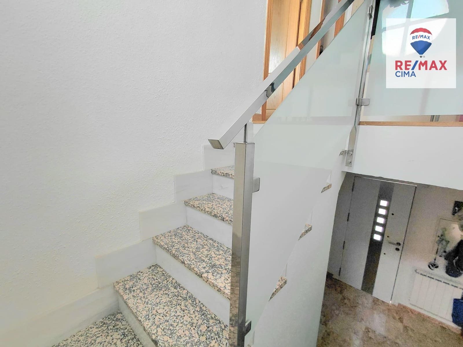 4 Zimmer Reihenhaus zu verkaufen in Baza - 125.000 € (Ref: 9446620)