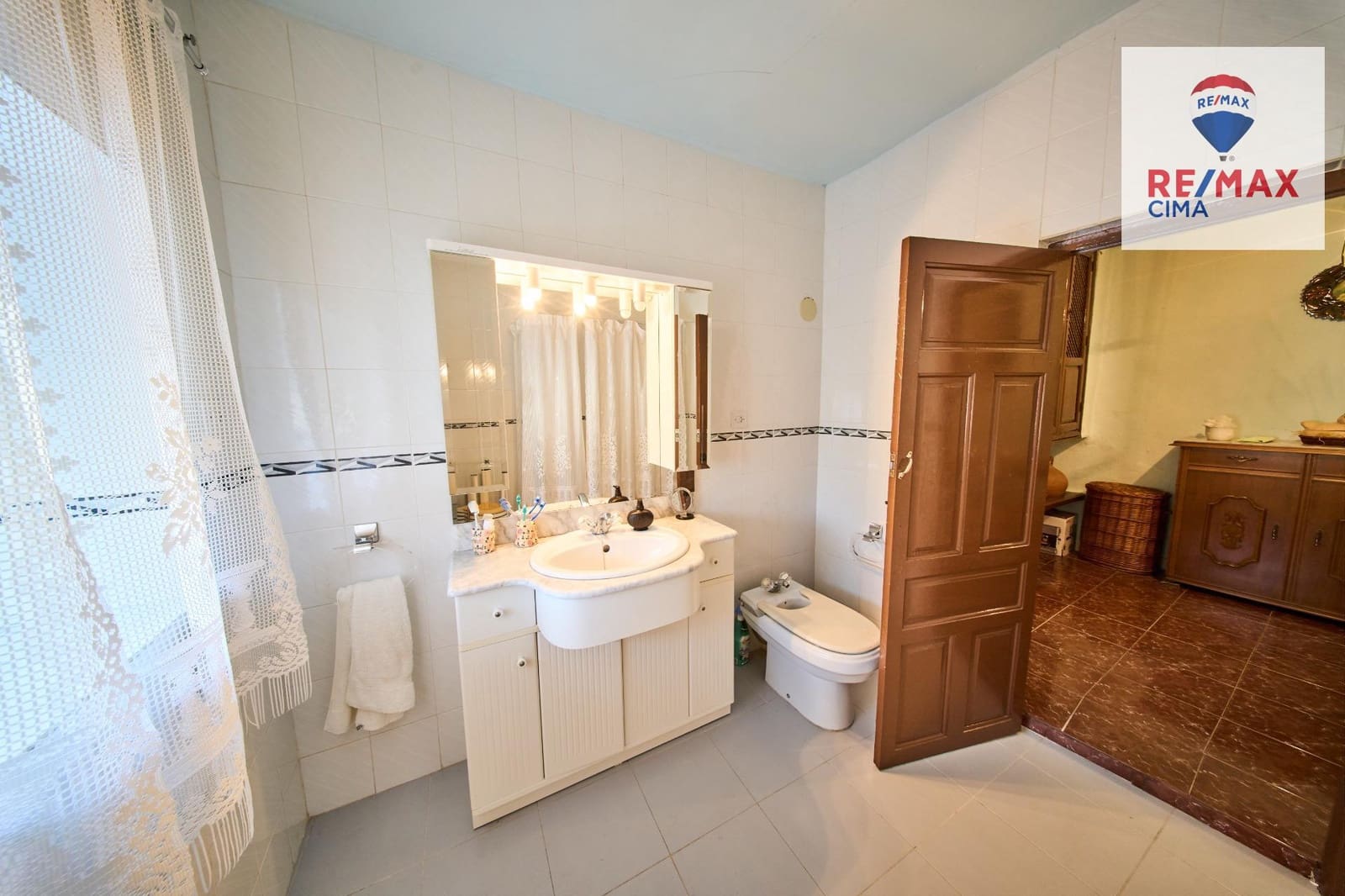 6 sypialnia Finka/Dom wiejski na sprzedaż w Busquistar z garażem - 149 900 € (Ref: 9450463)