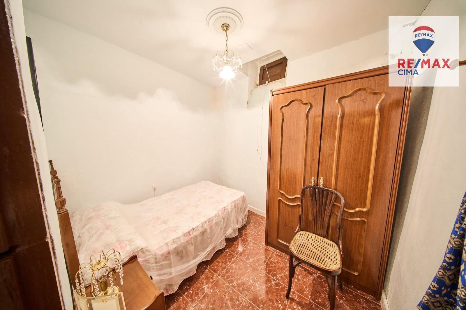 6 sypialnia Finka/Dom wiejski na sprzedaż w Busquistar z garażem - 149 900 € (Ref: 9450463)