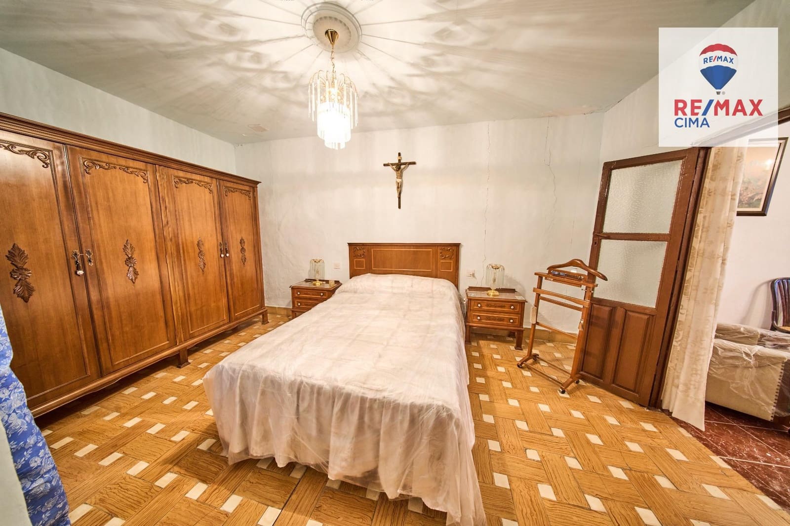 6 sypialnia Finka/Dom wiejski na sprzedaż w Busquistar z garażem - 149 900 € (Ref: 9450463)