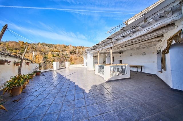 6 soveværelse Finca/Landehus til salg i Busquístar med garage - € 130.000 (Ref: 9450463)