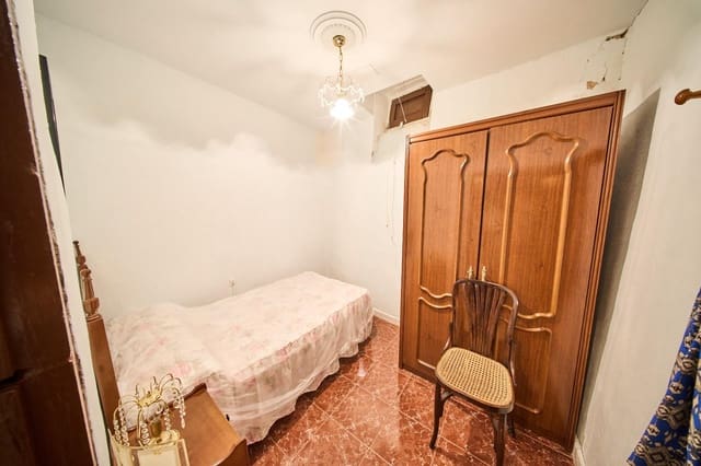 6 soveværelse Finca/Landehus til salg i Busquístar med garage - € 130.000 (Ref: 9450463)
