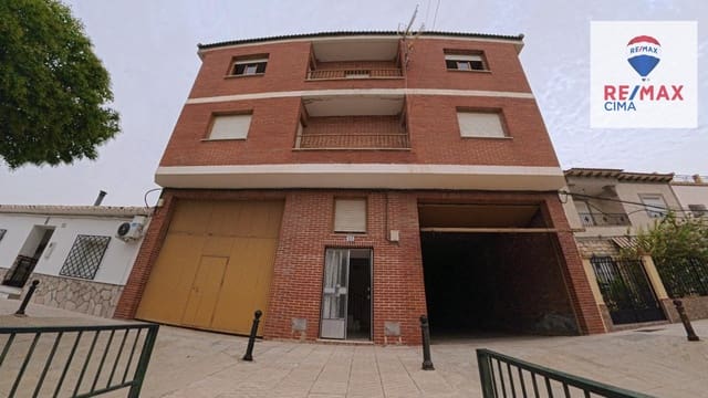 6 bedroom Commercial for sale in Cortes de Baza with garage - € 189,000 (Ref: 9456498)