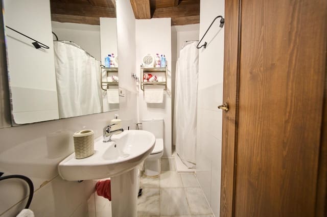 Apartamento de 1 habitación en Granada ciudad en venta - 184.000 € (Ref: 9462522)