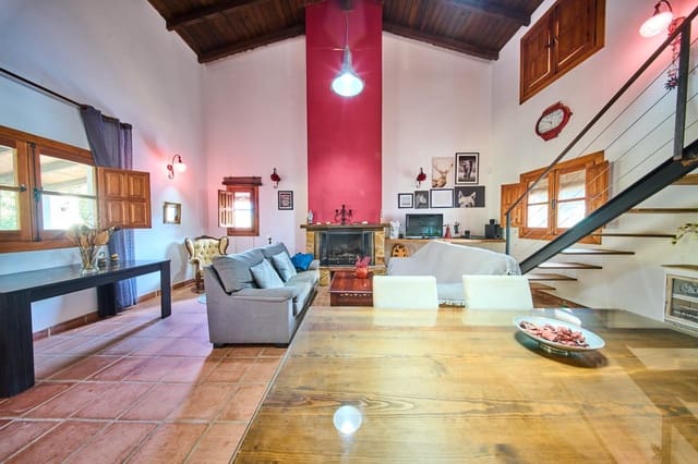 3 Zimmer Villa zu verkaufen in Vélez de Benaudalla mit Pool Garage - 390.000 € (Ref: 9470615)