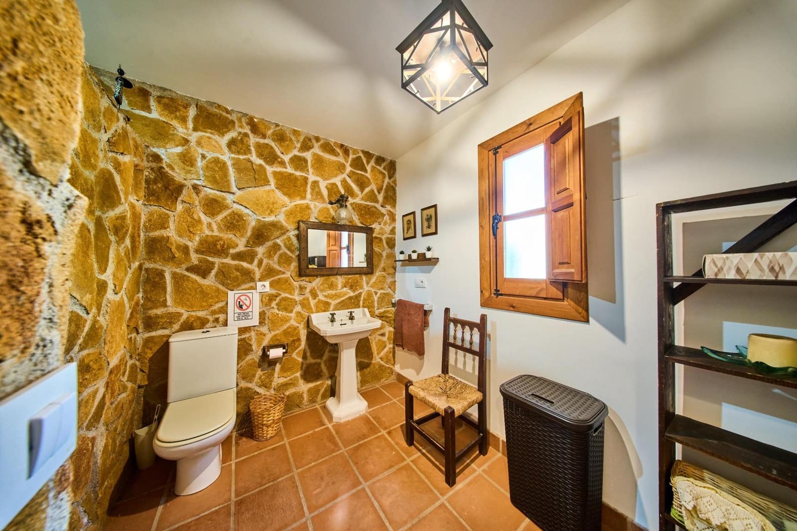 3 Zimmer Villa zu verkaufen in Velez de Benaudalla mit Pool Garage - 390.000 € (Ref: 9470615)