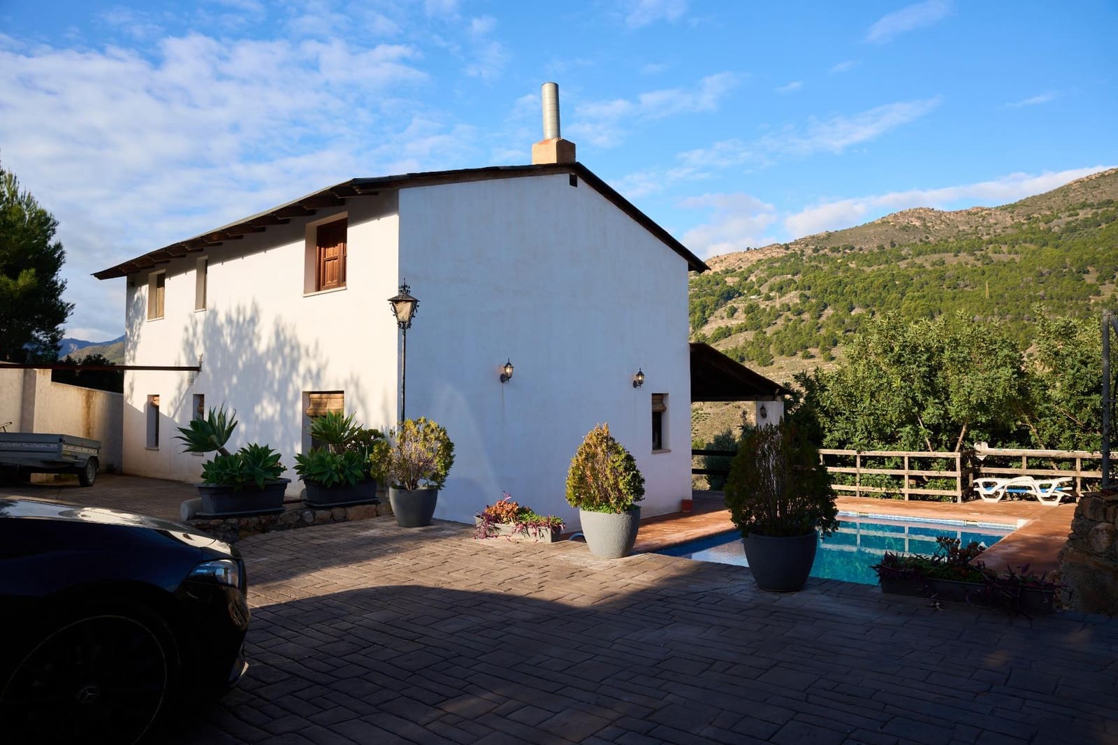 3 Zimmer Villa zu verkaufen in Velez de Benaudalla mit Pool Garage - 390.000 € (Ref: 9470615)