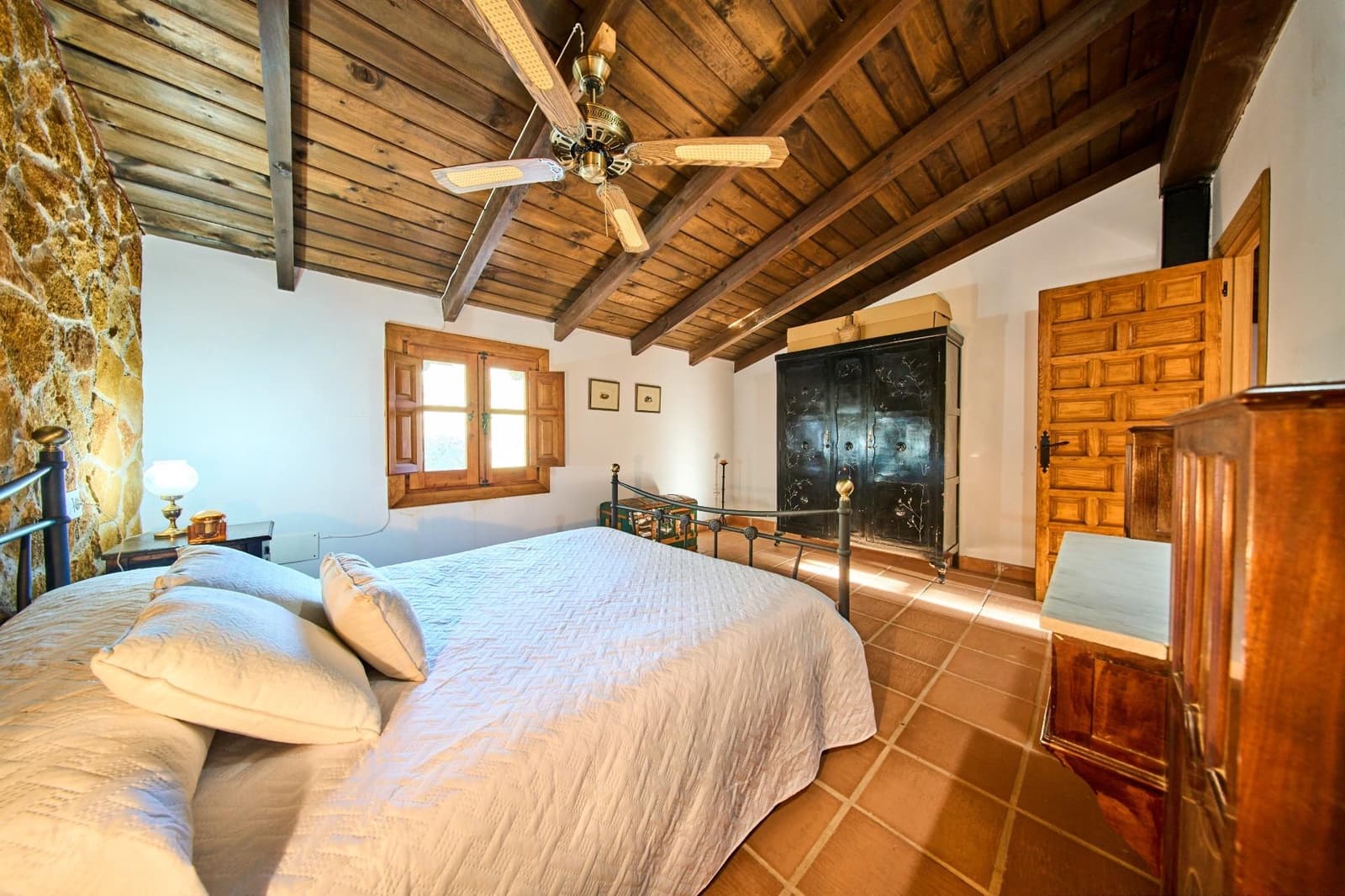 3 Zimmer Villa zu verkaufen in Velez de Benaudalla mit Pool Garage - 390.000 € (Ref: 9470615)