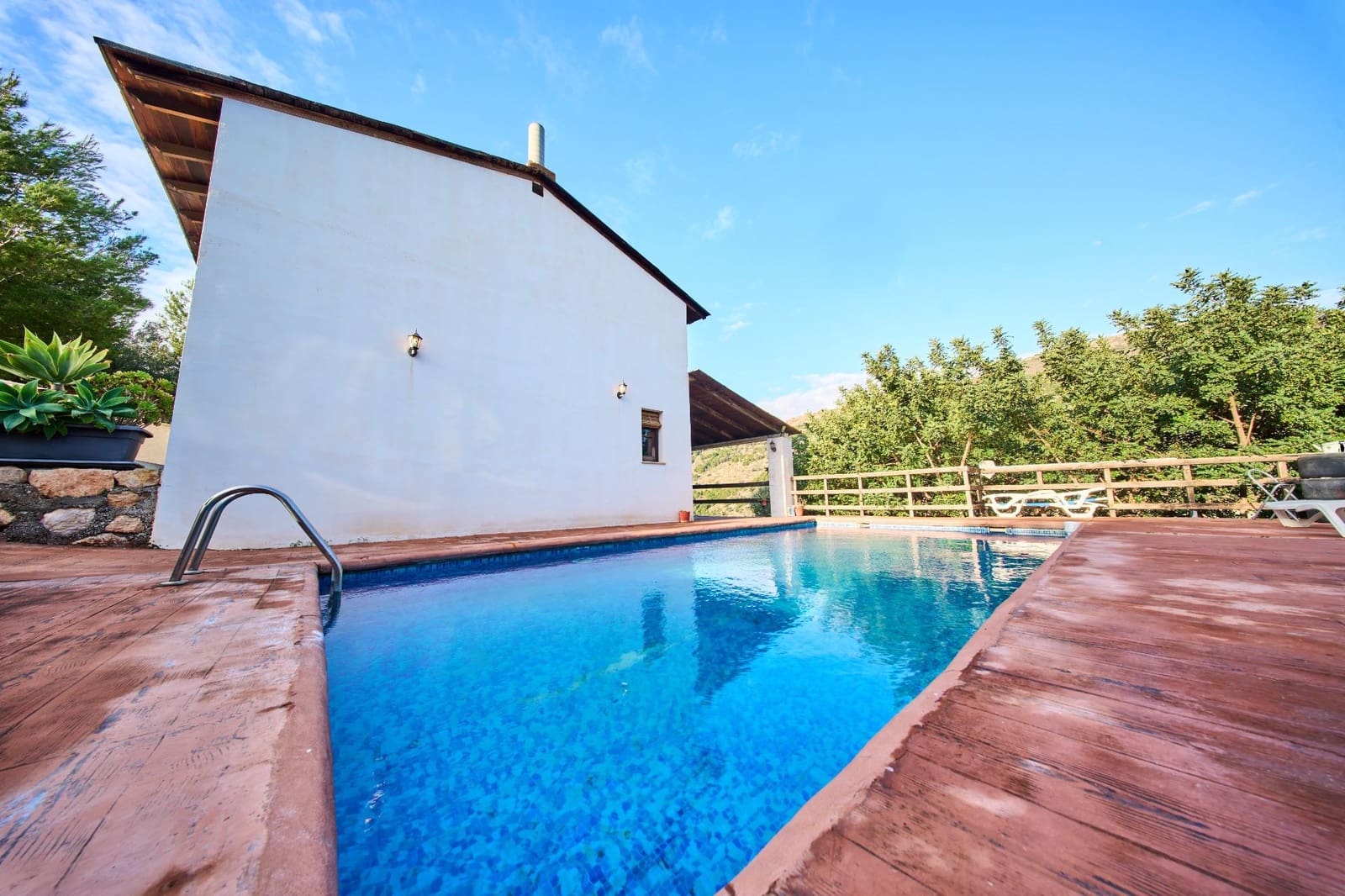 3 Zimmer Villa zu verkaufen in Velez de Benaudalla mit Pool Garage - 390.000 € (Ref: 9470615)