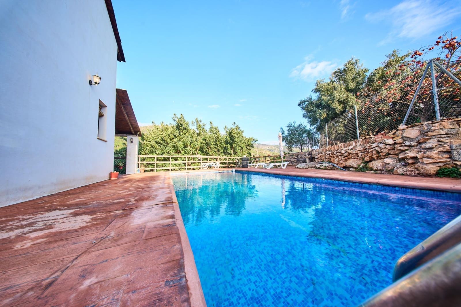 3 Zimmer Villa zu verkaufen in Velez de Benaudalla mit Pool Garage - 390.000 € (Ref: 9470615)