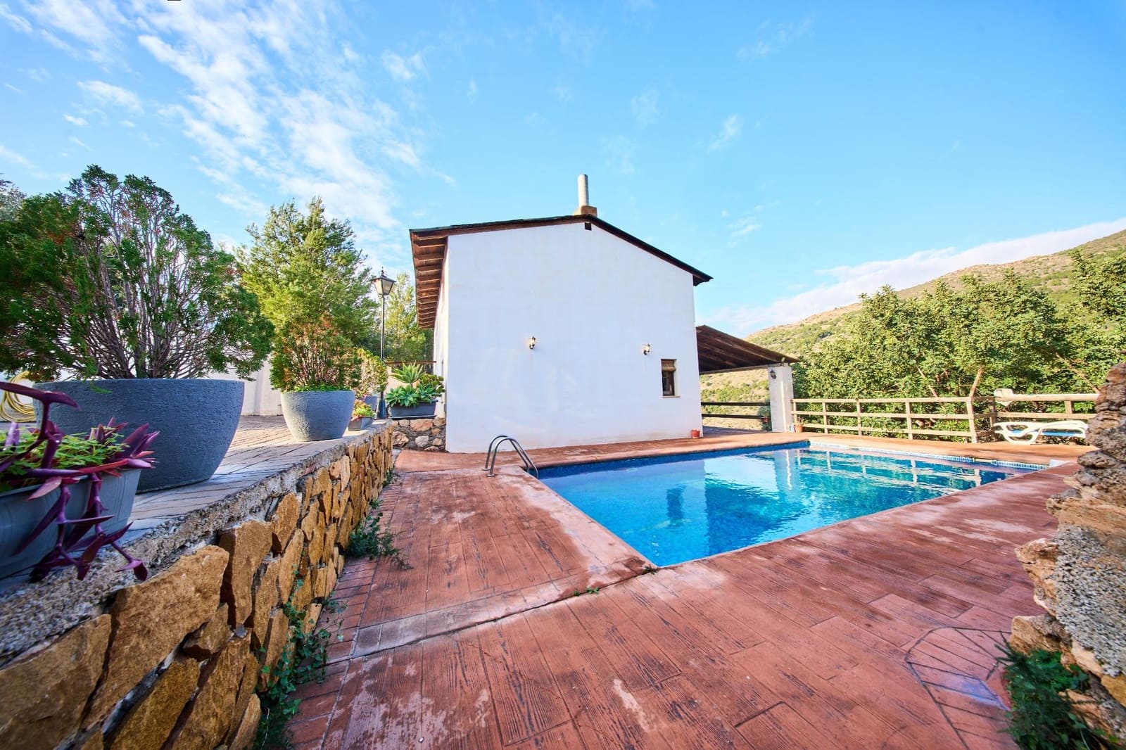 3 Zimmer Villa zu verkaufen in Velez de Benaudalla mit Pool Garage - 390.000 € (Ref: 9470615)